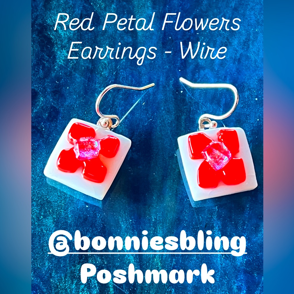 Bonnies Bling One Of A Kind Fused Glass Jewelry And Accessories To Wear 30$
